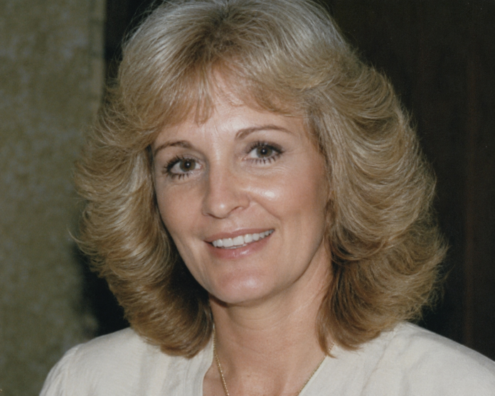 Loralee Czuchna